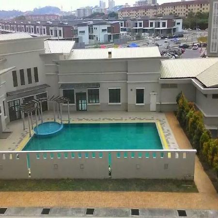 Johar Jantan Apartment شاه علام المظهر الخارجي الصورة